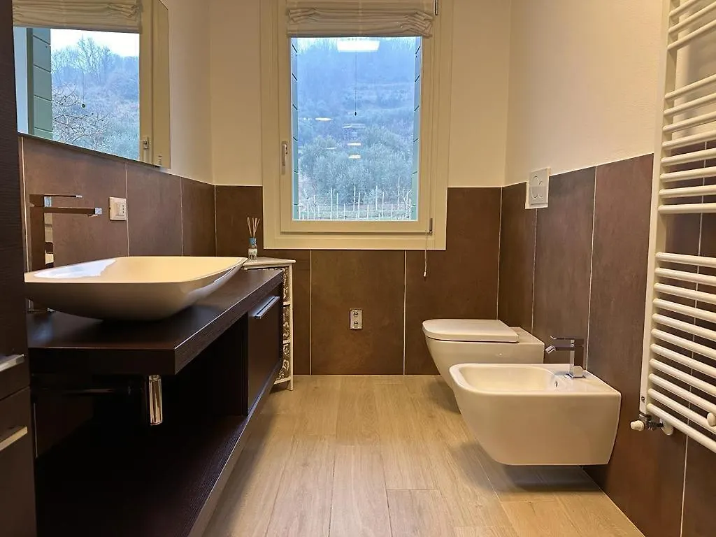 盖尔吉纳诺Welc-Om Luxury Hillside Retreat公寓